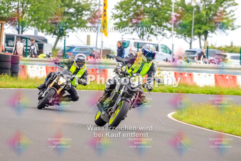 VBK-7734 | Hier findet Ihr Bilder von Touristenfahrten auf der Nürburgring Nordschleife oder von anderen Veranstaltungen die ich besucht habe. Viel Spass beim Durch Schauen 