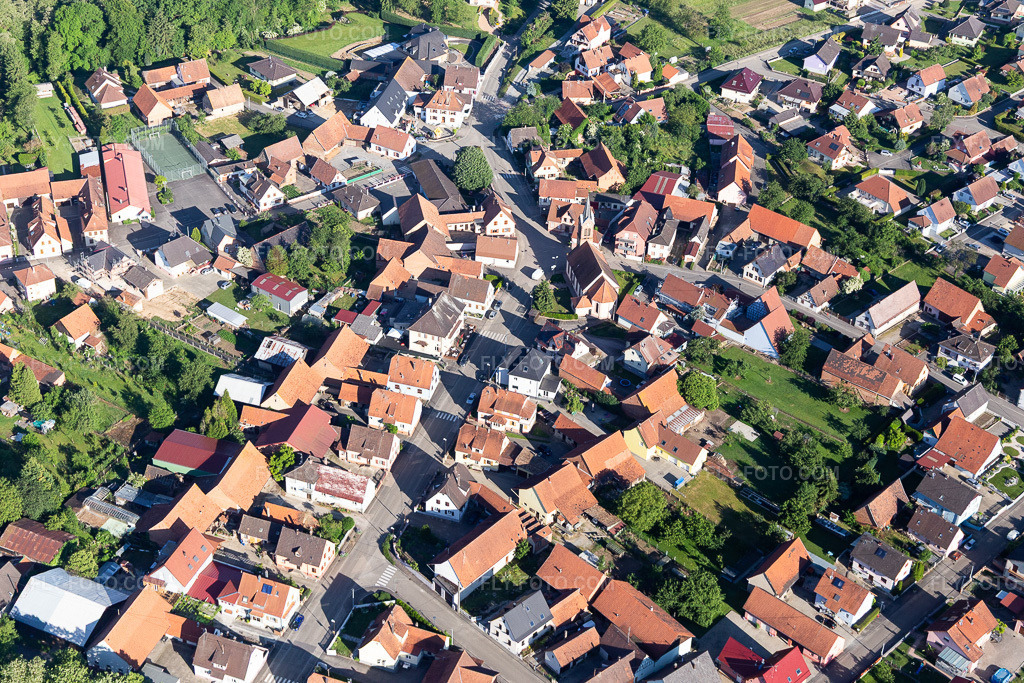 Aerial view: View of the town in Schaffhouse-près-Seltz in the state Bas-Rhin, France.Photo: IMG_115024.jpg taken on 06/01/2019 by Werner Riehm/FLY-FOTO.comResolution of the original: 5472 x 3648 px