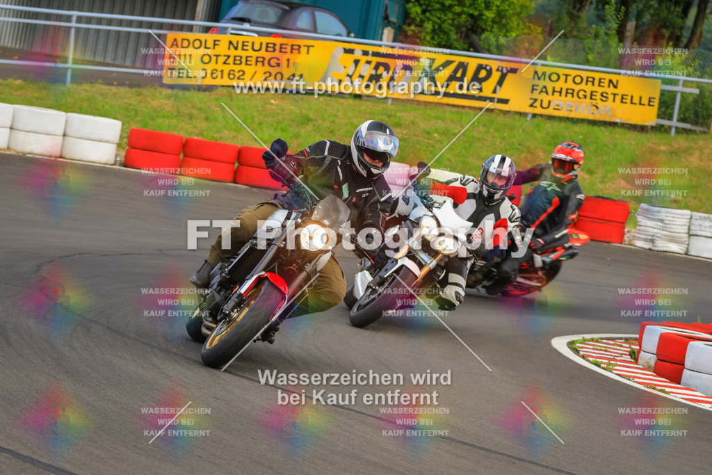 _DSK1868 | Hier findet Ihr Bilder von Touristenfahrten auf der Nürburgring Nordschleife oder von anderen Veranstaltungen die ich besucht habe. Viel Spass beim Durch Schauen 