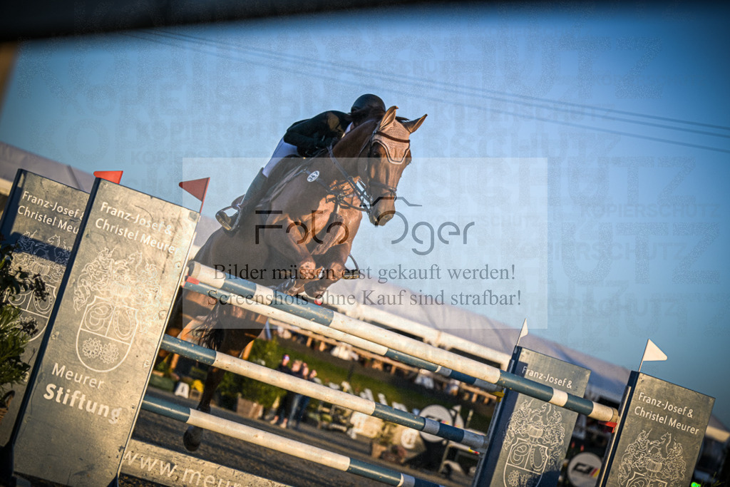 DOS_0090 | Entdecke hochwertige Reitturnierfotos von Foto Oger. Professionell, emotional und authentisch – jetzt Lieblingsmomente im Shop bestellen.Deutschlandweite Turnierfotografie. - Realisiert mit Pictrs.com