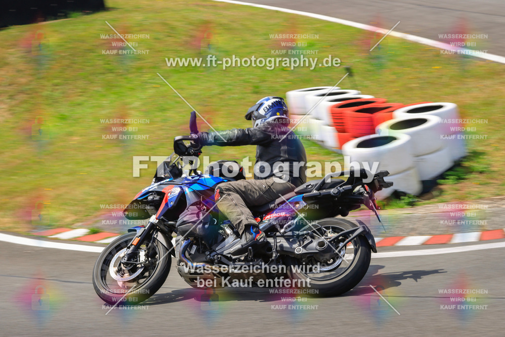 _DSK2571 | Hier findet Ihr Bilder von Touristenfahrten auf der Nürburgring Nordschleife oder von anderen Veranstaltungen die ich besucht habe. Viel Spass beim Durch Schauen 