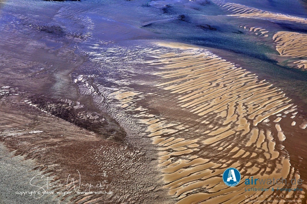 Halligen-Inseln-Weltnaturerbe-Wattenmeer-Mai-23-airwatch-wagner-240A2810 | Entdecken Sie atemberaubende Luftbilder und Fotografien auf airwatch.de - Tauchen Sie ein in eine Welt voller faszinierender Aufnahmen aus der Vogelperspektive.