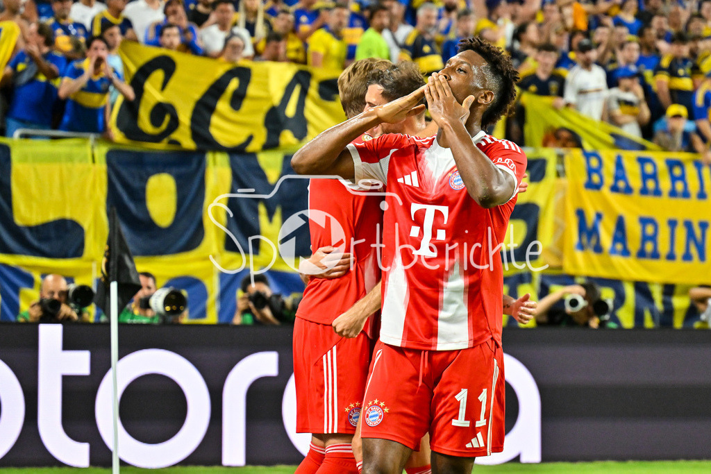 FC Bayern München - Boca Juniors | Jubel der Bayern nach dem Treffer zum 1-0 durch Harry KANE (FC Bayern Muenchen 9) / Tor / Torschuetze / Freude / Happy / FIFA Club World Cup: FC Bayern Muenchen - Boca Juniors, Hard Rock Stadium am 20.06.2025 / NOT FOR SALE IN USA / Kingsley COMAN (FC Bayern Muenchen 11)