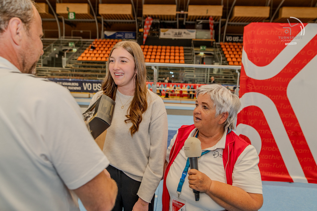 DSC_1812 | "Fussifoto.com – Ihr Ansprechpartner für hochwertige Fotografie! Entdecken Sie kreative Bilder und professionelle Dienstleistungen. Kontaktieren Sie uns für Ihre Projekte!"