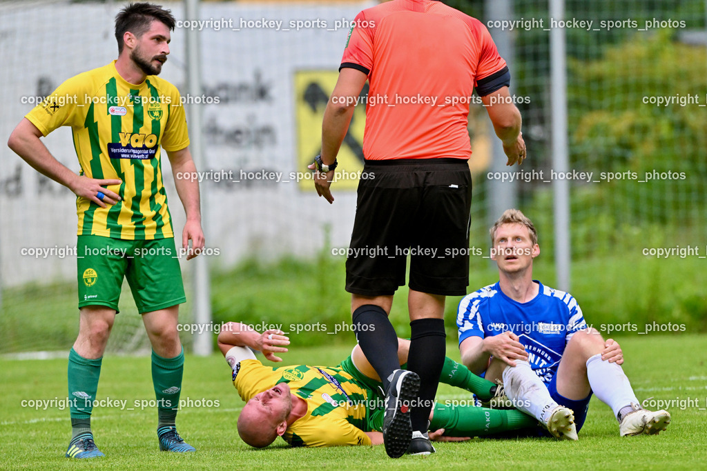 WSG Radenthein vs. St. Michael ob Bleiburg | #23 Alexander Rauter WSG Radenthein, #12 Stefan Rauter WSG Radenthein, #29 Rene Partl St. Michael ob Bleiburg, WSG Radenthein vs. St. Michael ob Bleiburg, WSG Radenthein vs. St. Michael ob Bleiburg  am 15.06.2024 in Radenthein (Sportplatz Radenthein), Austria, (Photo by Bernd Stefan)
