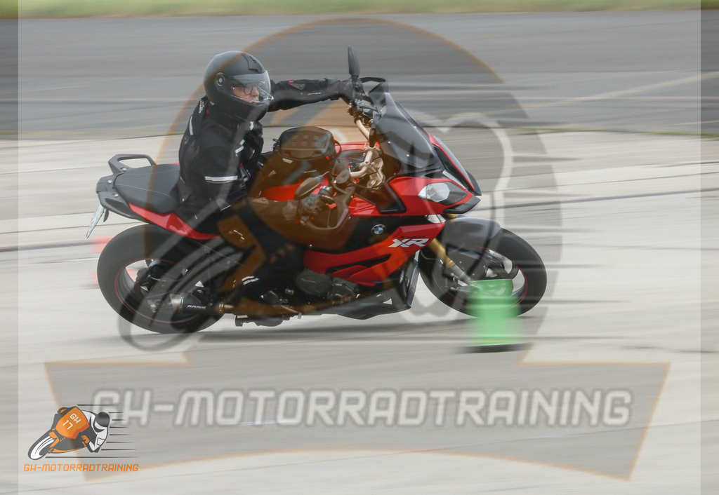 IMG_2878 | gh-motorradtraining-foto.de - Realisiert mit Pictrs.com