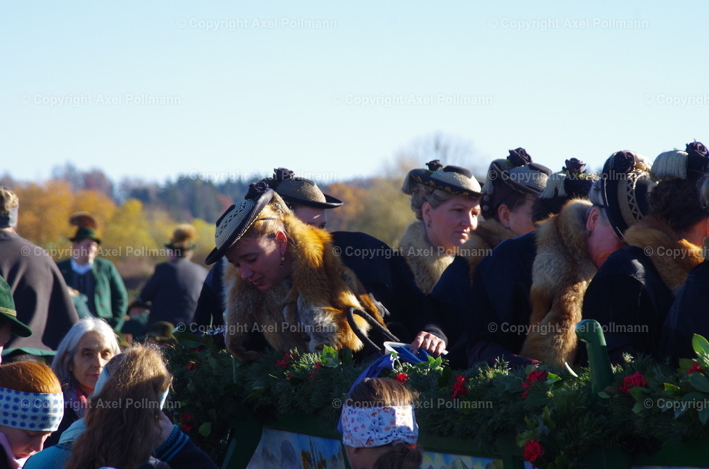 IMGP7704 | fotografiert von Axel PollmannLeonhardi Wallfahrt Benediktbeuern und Murnau, Fronleichnam, Fasching, Landschaft im Loisachtal und Benediktbeuern  - Realisiert mit Pictrs.com