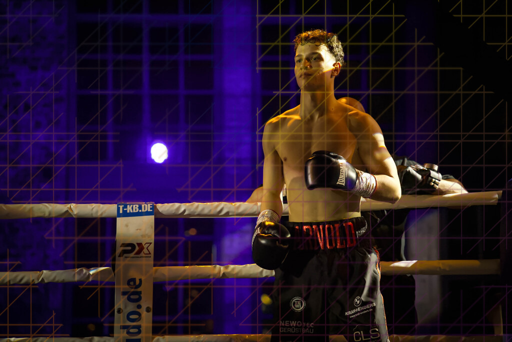 Domenik Arnold erster WM KAmpf 02 2026 tomafocus TB00102 | professionelle Sport- und Eventfotografie von Tomafocus – dynamische Bilder, emotionale Momente und hochwertige Aufnahmen für jeden Anlass. - Realisiert mit Pictrs.com