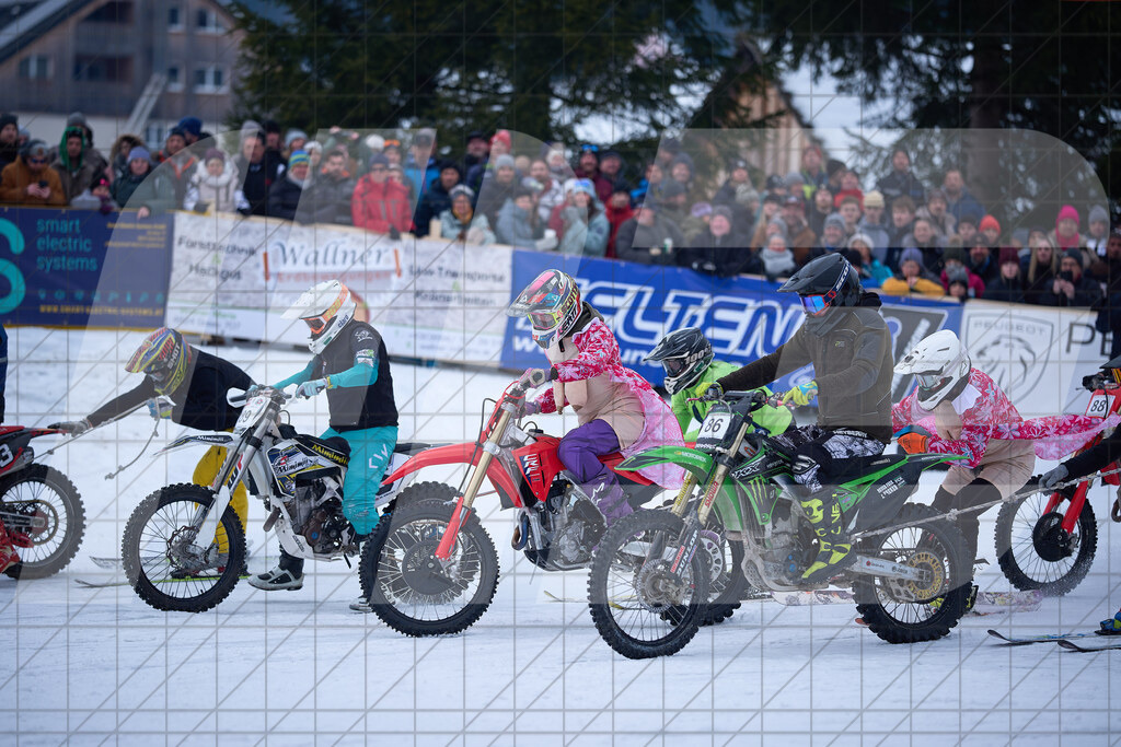 11. Holzknecht Skijöring | Skijöring am 24.01.2026: 11. Holzknecht Skijöring in Gosau am Dachstein, Oberösterreich, ÖsterreichFoto: © 2026 Martin Bihounek | mb-creative.eu