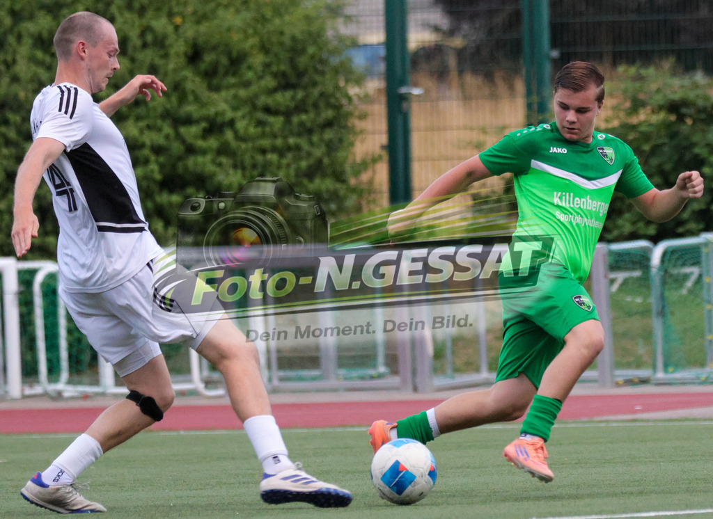 SC Bünde - TuS Bexterhagen | Auf dem Bild zu sehen: grün SC Bünde: ; weiß TuS Bexterhagen:  SC Bünde, TuS Bexterhagen, Saison 26/27, Testspiel, Hunnebrock, Deutschland - Realisiert mit Pictrs.com