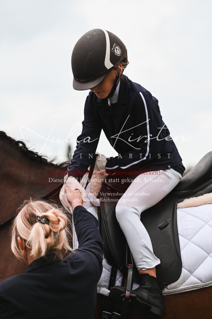 DSC_7462 | Pferde- und Turnierfotografie in Westsachsen. Pferdeportraits, Auftragszeichnungen und intuitive Kunst.
