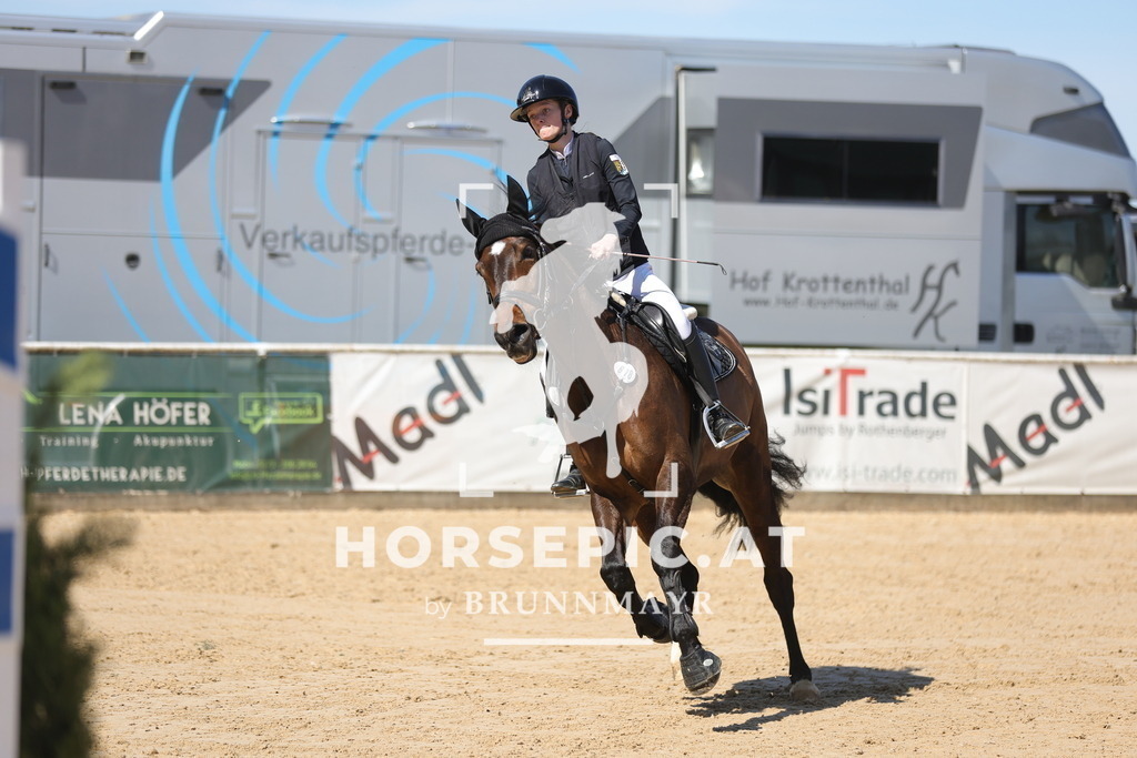 0P6A7835 | Willkommen bei Brunnmayr - Design & Fotografie – Ihrem Spezialisten für Reitturniere und Pferdeveranstaltungen in Oberösterreich, Salzburg und Bayern! Seit über 17 Jahren sind wir leidenschaftlich dabei.