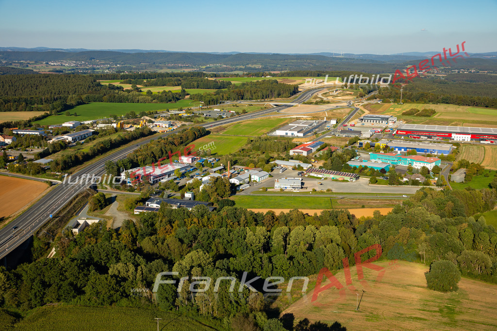 industriegebiet-thurnau-professionelle-luftbilder-282-2023 | Das Luftbild zeigt : Industriegebiet Thurnau - Die Luftaufnahme wurde 2023 vom UL-Flugzeug aus erstellt ( keine Drohne ) - 
Hochauflösende Luftaufnahme - Für grossformatige Ausdrucke geeignet. Die Geschenkidee !
Mit Lizenz und Bildrechte bestellbar