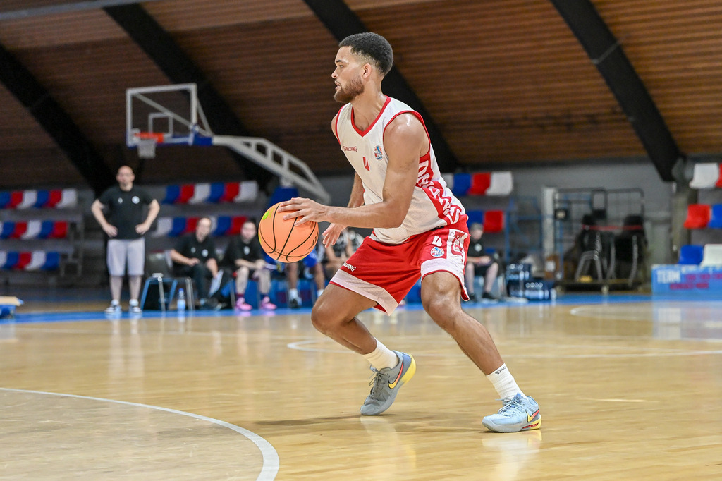 rsk_044 | Fotos von Basketballspielen aus dem Raum NRW fotografiert von Gero Mueller-Laschet und Daniel Schaefer - Realisiert mit Pictrs.com