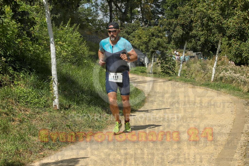 250824_1246_EX1_0481 | Sportfotografie im Rhein-Sieg Kreis, Köln, Bonn, NRW, Rheinland Pfalz, Hessen, etc. Unser Tätigkeitsfeld umfasst den Laufsport vom Volkslauf über den Marathon, Duathlon, Triathon bis zum Ultralauf wie Kölnpfad Ultra oder Schindertrail.