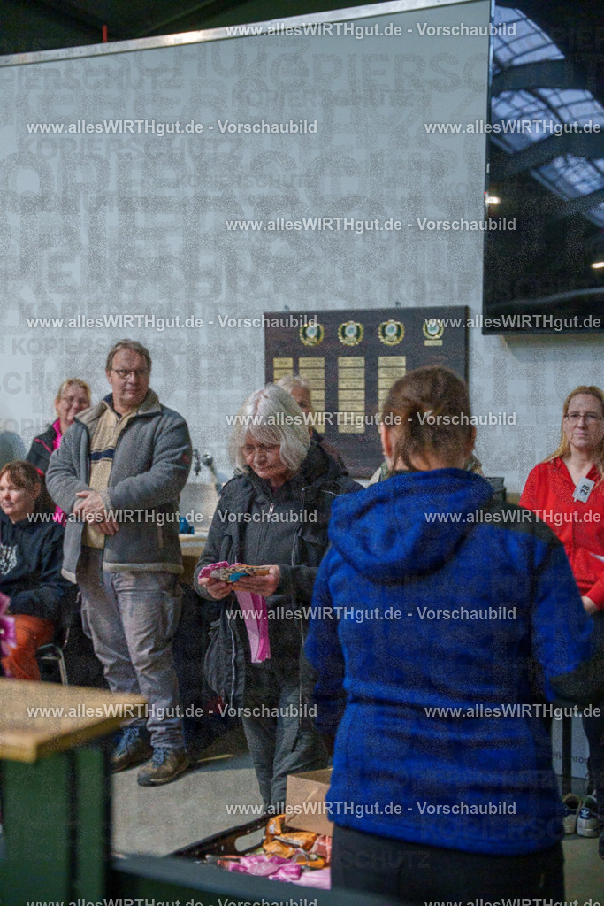 7R506506 | Professionelle Tierfotografie in Mönchengladbach von Daniel Wirth (allesWIRTHgut). Liebevolle & natürliche Bilder von Hunden & Katzen für unvergessliche Erinnerungen.