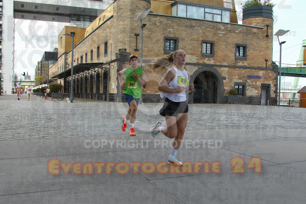 250920_1509_EV4_8143 | Sportfotografie im Rhein-Sieg Kreis, Köln, Bonn, NRW, Rheinland Pfalz, Hessen, etc. Unser Tätigkeitsfeld umfasst den Laufsport vom Volkslauf über den Marathon, Duathlon, Triathon bis zum Ultralauf wie Kölnpfad Ultra oder Schindertrail.