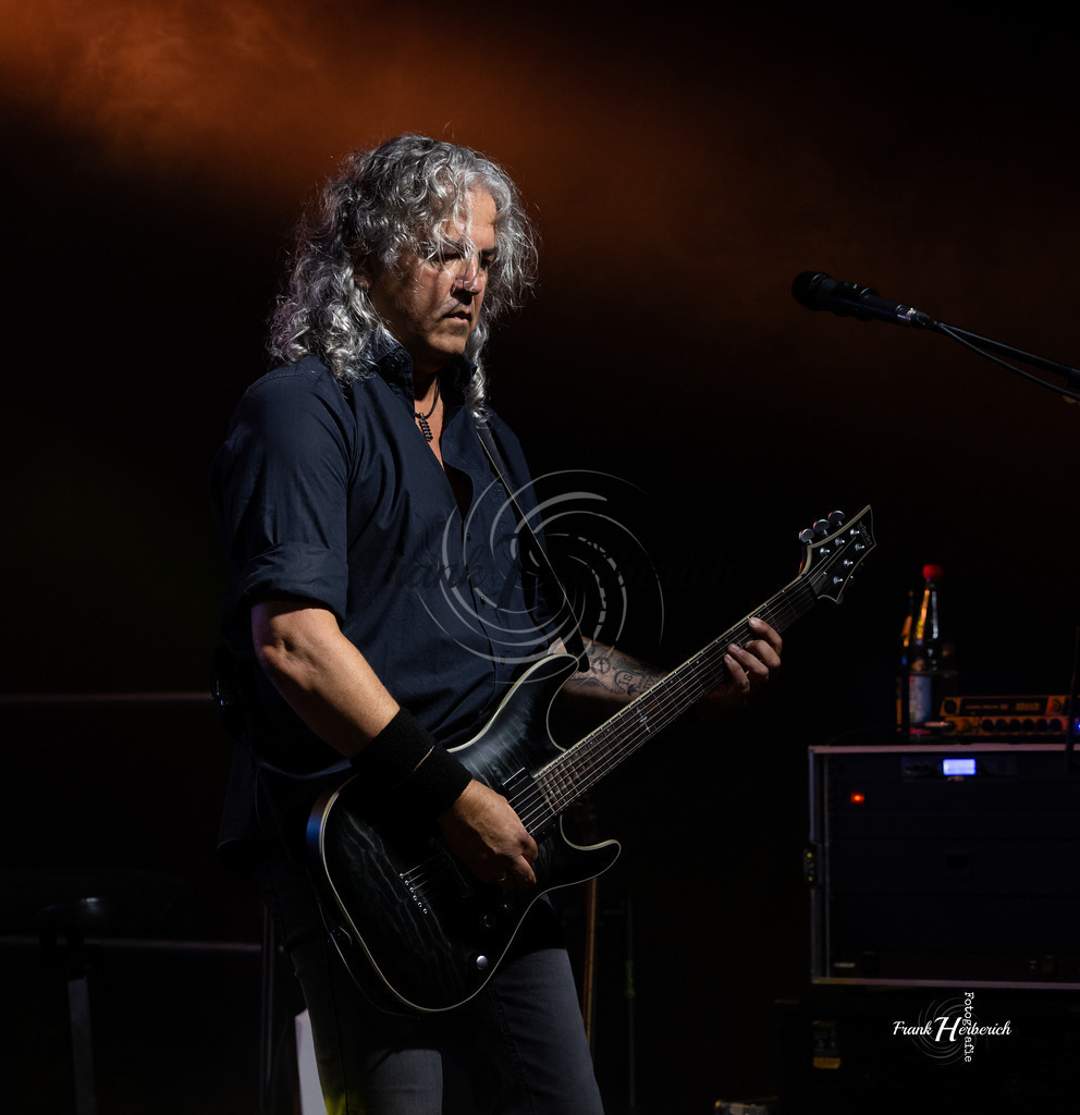 Legend | Legend , Meet the Heat in Höpfingen - Realisiert mit Pictrs.com