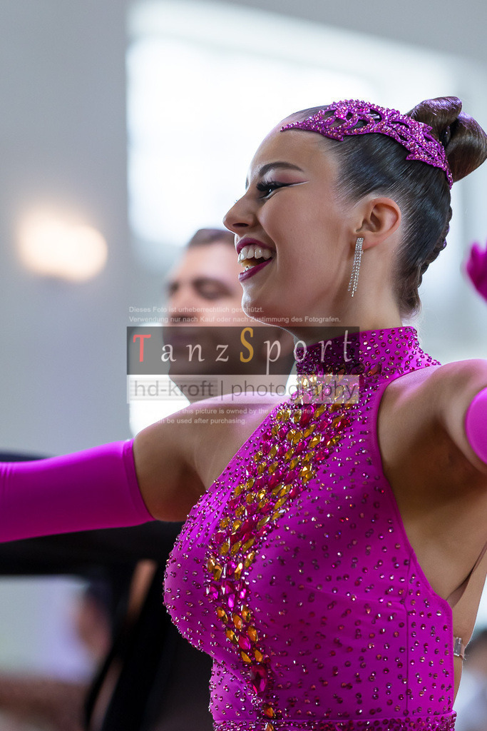 20240616_D-Cup-HGR-Latein_2856 | Tanzsportbilder, Standardtanz, Lateintanz, WDSF, DTV, LTVB, dancecomp, goc, hessen tanzt, blaues band der spree, walzer, tango, wiener walzer, slowfox, quickstepp, samba, rumba, cha-cha-cha, paso doble. jive, hd-kroft photography, turniertanzsport