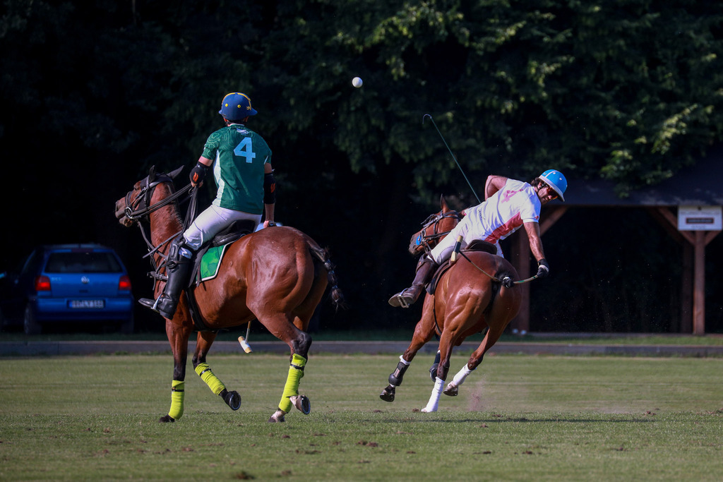 3_FreiluftmanufakturVsLandRover_200525_019 | Bildergalerie von Sport-Ereignissen aber auch von weiteren spannenden Dingen - nicht nur vom Niederrhein. In Anlehnung an den bekannten Spruch von Hanns Dieter Hüsch heißt das Motto: "Niederrhein ist überall".  - Realisiert mit Pictrs.com