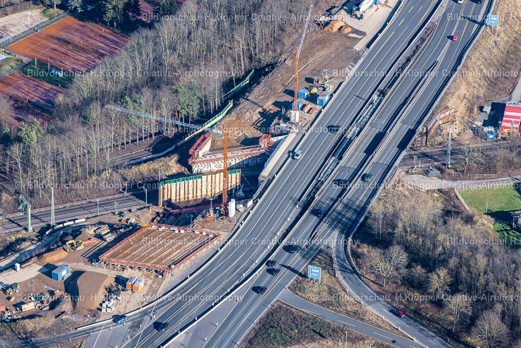 Luftbilder Bonn-6959 | Baustelle zum Sanierung und Instandsetzung des Autobahn- Brückenbauwerk der BAB 562 in Ramersdorf im Bundesland Nordrhein-Westfalen, Deutschland - Realisiert mit Pictrs.com