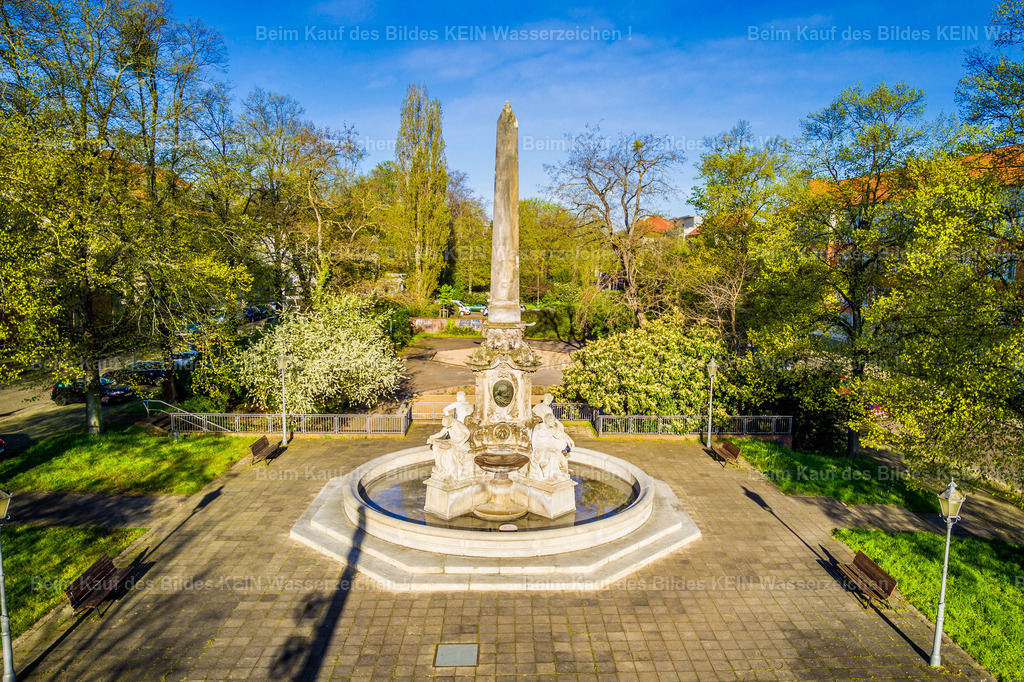 Magdeburg Hasselbachbrunnen am Haydnplatz-0004 | Hasselbachbrunen am Haydnplatz neben Handwerkskammer - Realisiert mit Pictrs.com