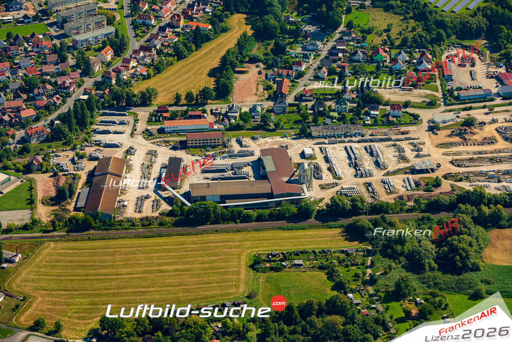Neue Luftbildaufnahme der Stadt Themar - Das Luftbild wurde 2025 vom UL-Flugzeug heraus erstellt ( keine Drohnenaufnahme ) - Hochauflösende Luftaufnahme - für Wandbilder und großformatige Ausdrucke geeignet. Das besondere Geschenk!Hier alle&nbsp;Infos zur Lizenzierung der LuftaufnahmeWir fliegen auch dieses Jahr wieder in Ihre Region um Luftbilder zu erstellen.- Luftbild anfragen