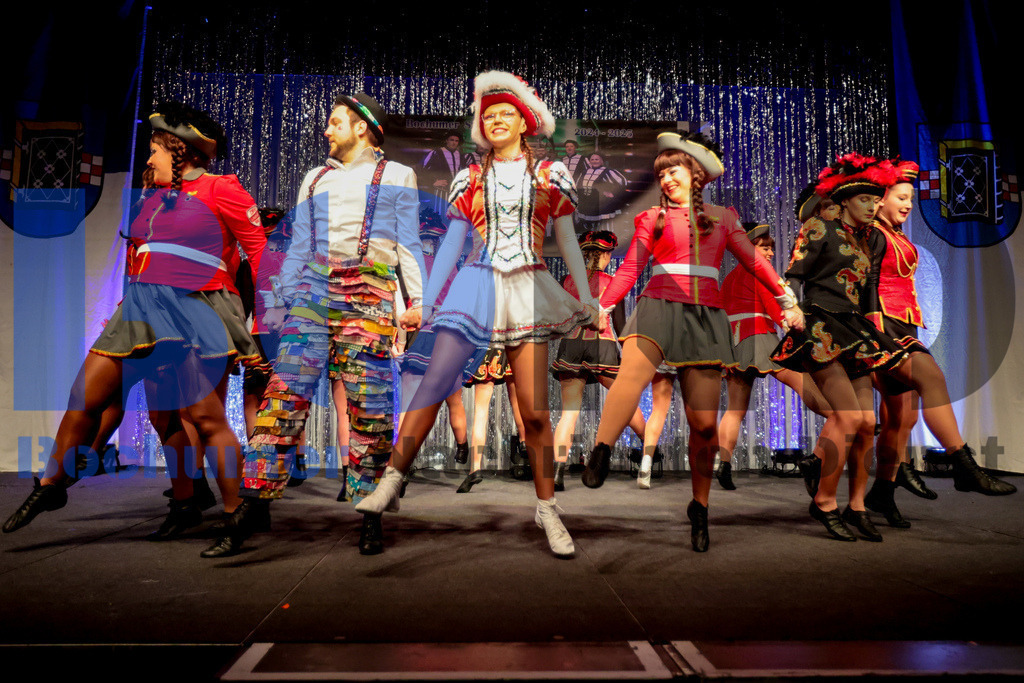 SES_GROBOKA20250208-30 | bond - Realisiert mit Pictrs.com