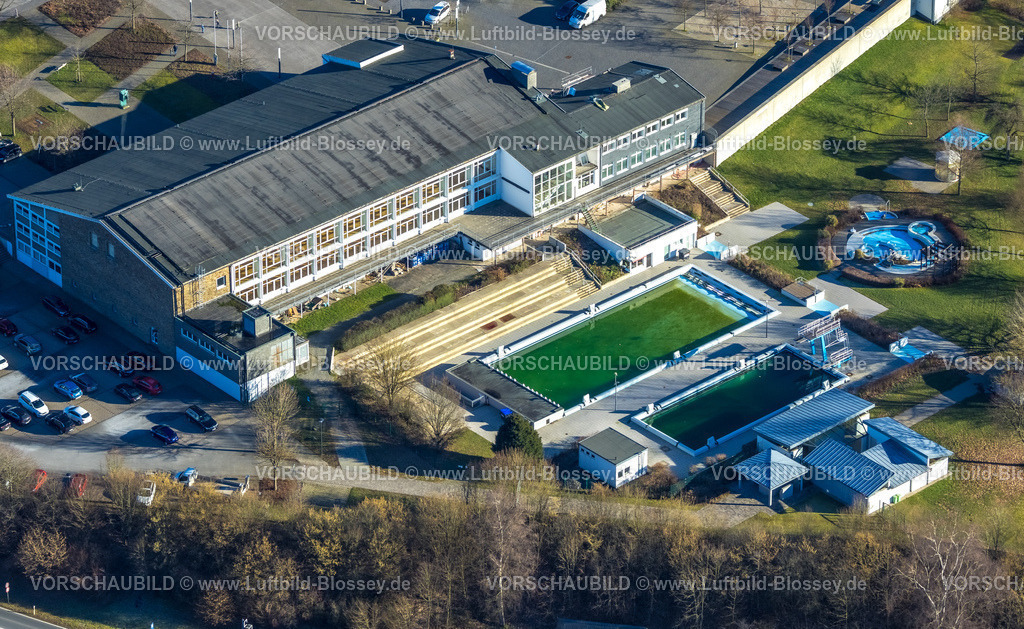 Schmallenberg230205448 | Luftbild, Stadthalle und Wellenfreibad, Schmallenberg, Sauerland, Nordrhein-Westfalen, Deutschland