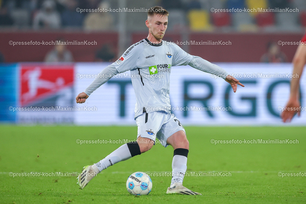 Due09112401035 | 09.11.2024, Fußball, Fortuna Düsseldorf - SC Paderborn 07, 2. Bundesliga, Merkur Spiel-Arena, Saison 2024 2025: Tjark Scheller (Paderborn #25)DFB regulations prohibit any use of photographs as image sequences and or quasi-video.