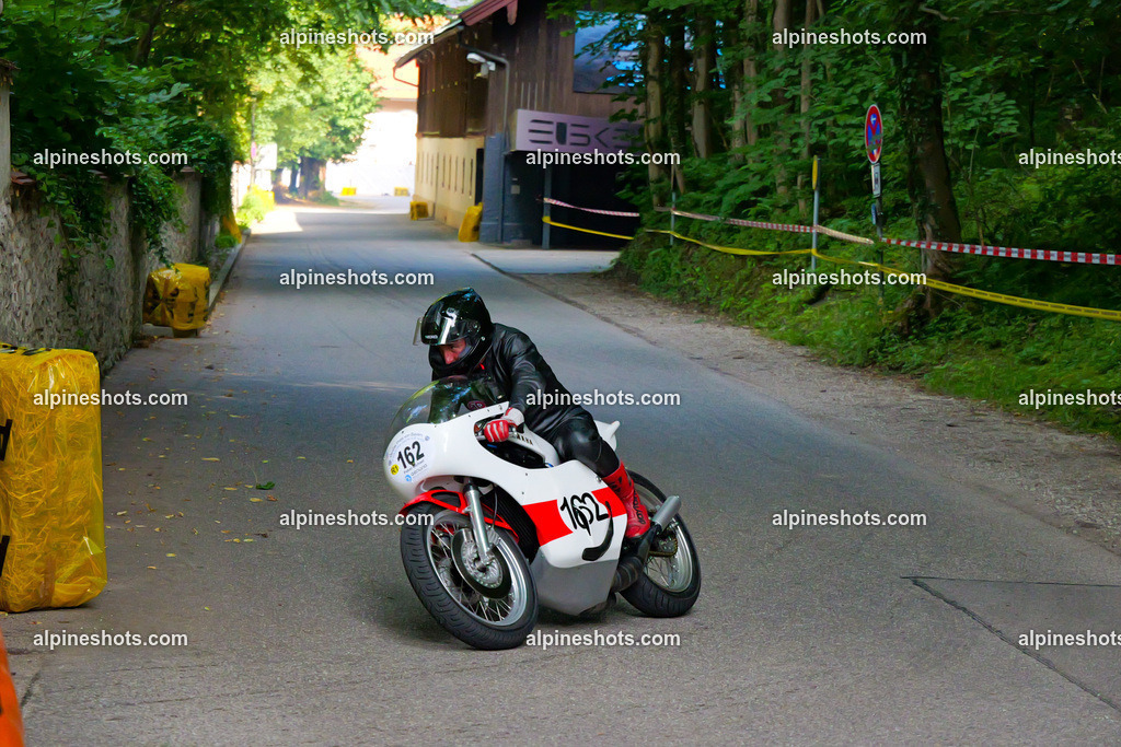 P1015490 | Erleben Sie atemberaubende, hochqualitative Fotos Ihrer Fahrt entlang der malerischen Alpenstraßen. Besuchen Sie alpineshots.com, um professionelle Aufnahmen Ihrer unvergesslichen Reise zu finden und zu kaufen - Realisiert mit Pictrs.com