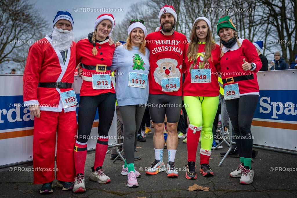 Bonner Nikolauslauf in Bonn, 08.12.2024 | Impressionen vom Bonner Nikolauslauf am 08.12.2024 in Bonn (Freizeitpark Rheinaue). Foto: BEAUTIFUL SPORTS/Axel Kohring