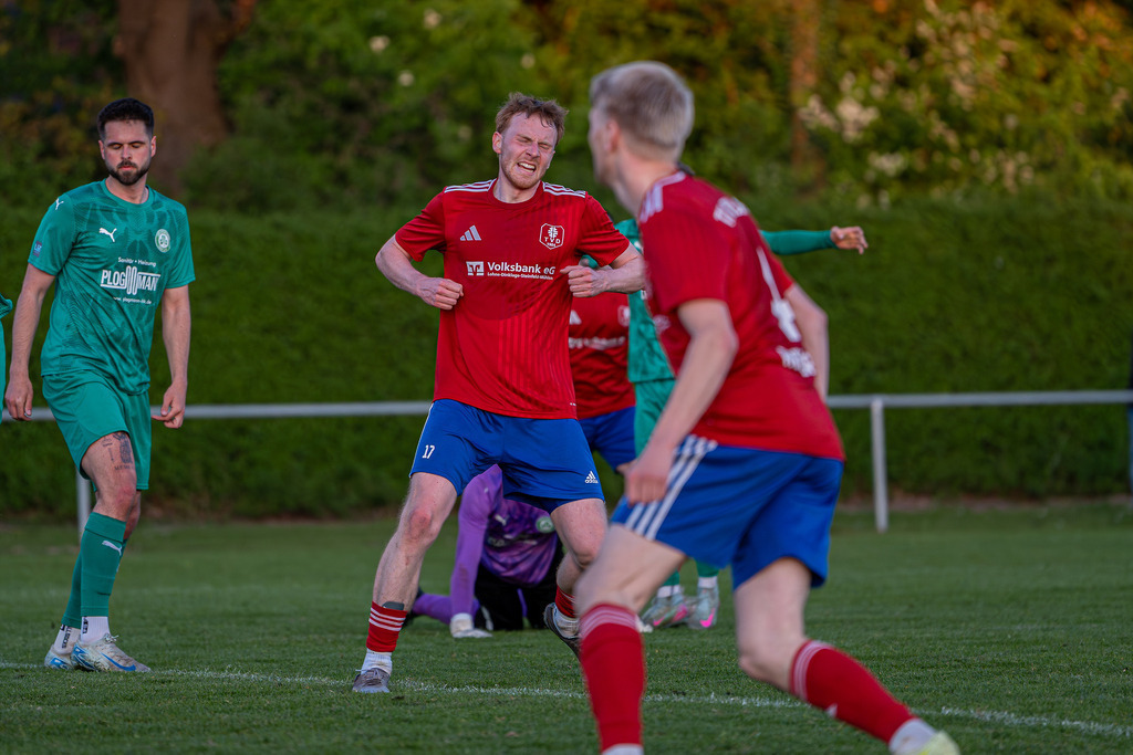 Fußball I Herren I Saison 2025-2026 I Landesliga Weser-Ems I 17. Spieltag I TV Dinklage - VfR Voxtrup I 12614 | jns.sportfotos - Realisiert mit Pictrs.com