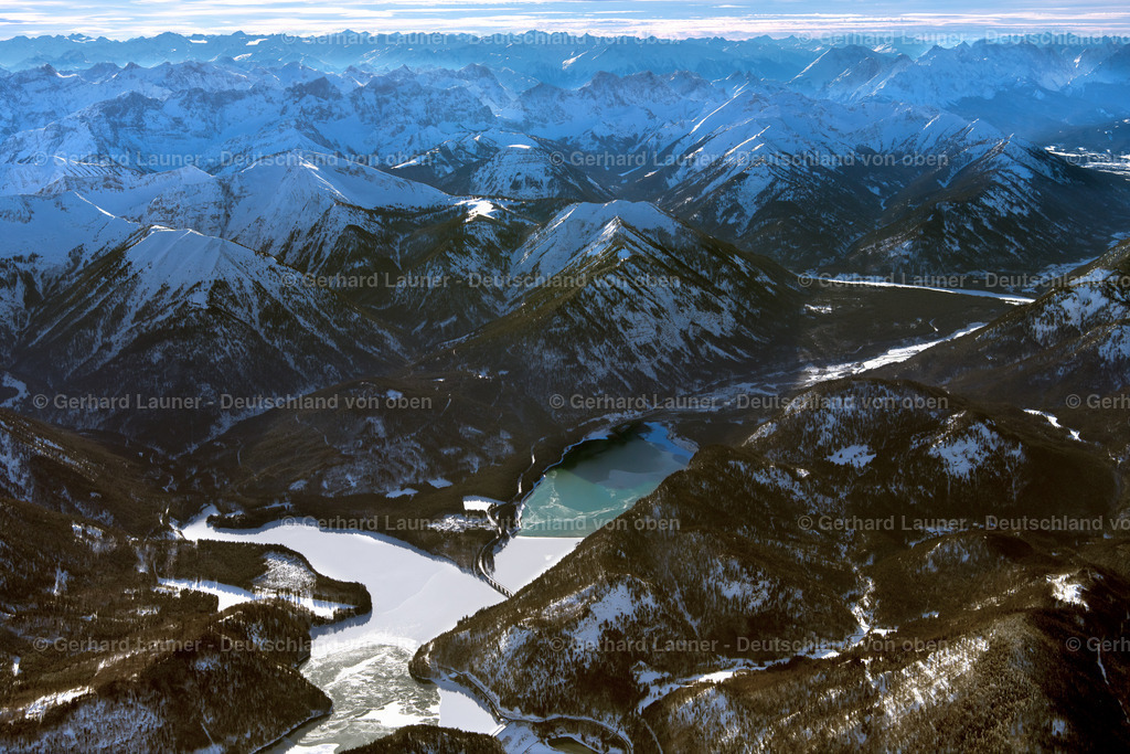 3900302 | Sylvensteinstausee mit Blick auf Karwendelgebirge