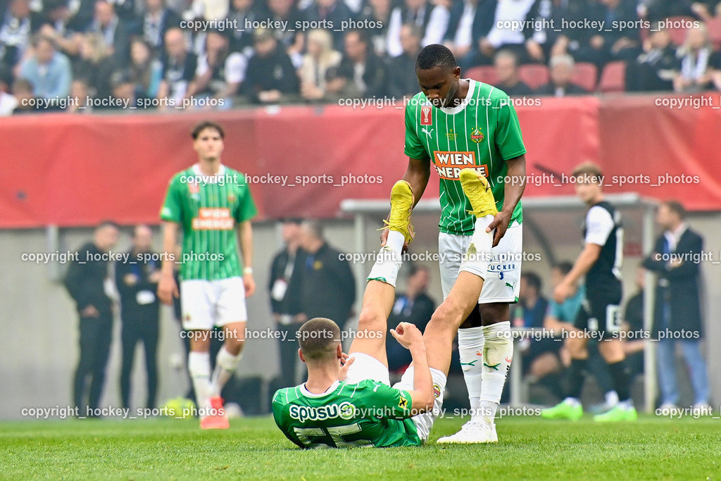 SK Puntigamer Sturm vs. SK Rapid Wien Siegerehrung, Impressionen | #55 Nenad Cvetkovic, #6 Neraysho Meritchio Kasanwirjo SK Rapid, SK Puntigamer Sturm vs. SK Rapid Wien Siegerehrung, Impressionen, SK Puntigamer Sturm vs. SK Rapid Wien Siegerehrung, Impressionen am 01.05.2024 in Klagenfurt (Wörthersee Stadion ), Austria, (Photo by Bernd Stefan)