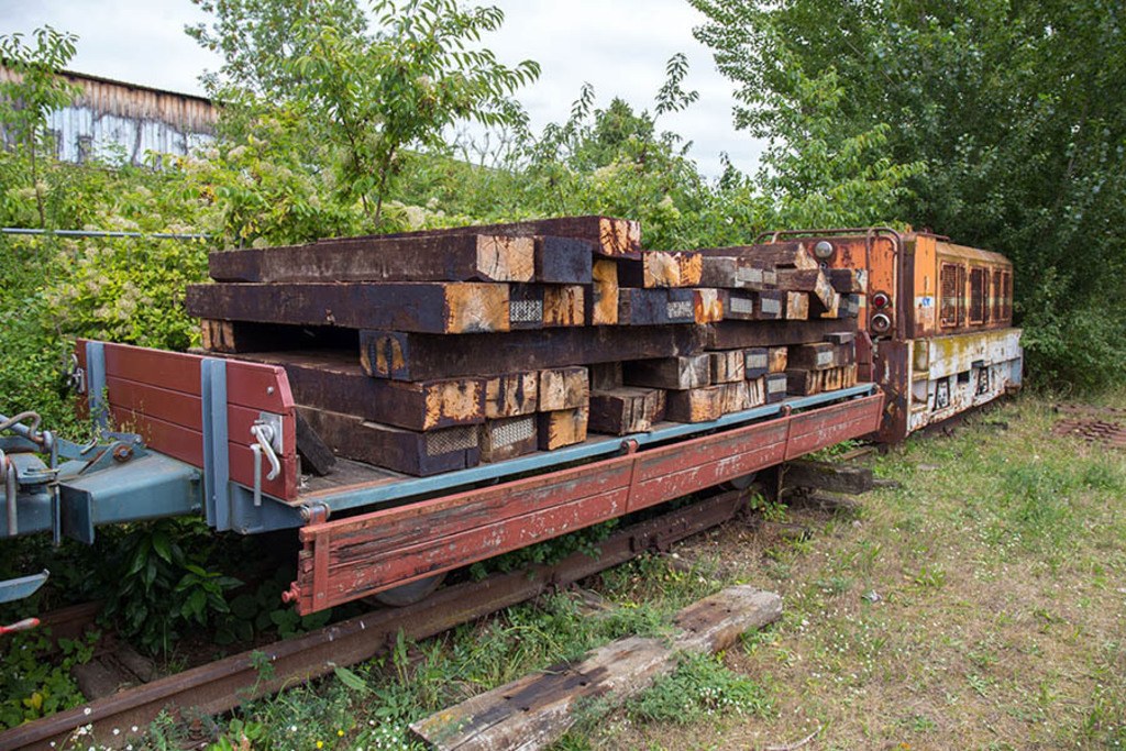 Museumsfeldbahn Lindenau | Entdecke über 20 Kategorien Leipzig-Motive: Foto-Downloads, hochwertige Poster, Leinwand- & Fine-Art-Prints. Jetzt Lieblingsfoto im Bildlexikon Leipzig Shop bestellen!