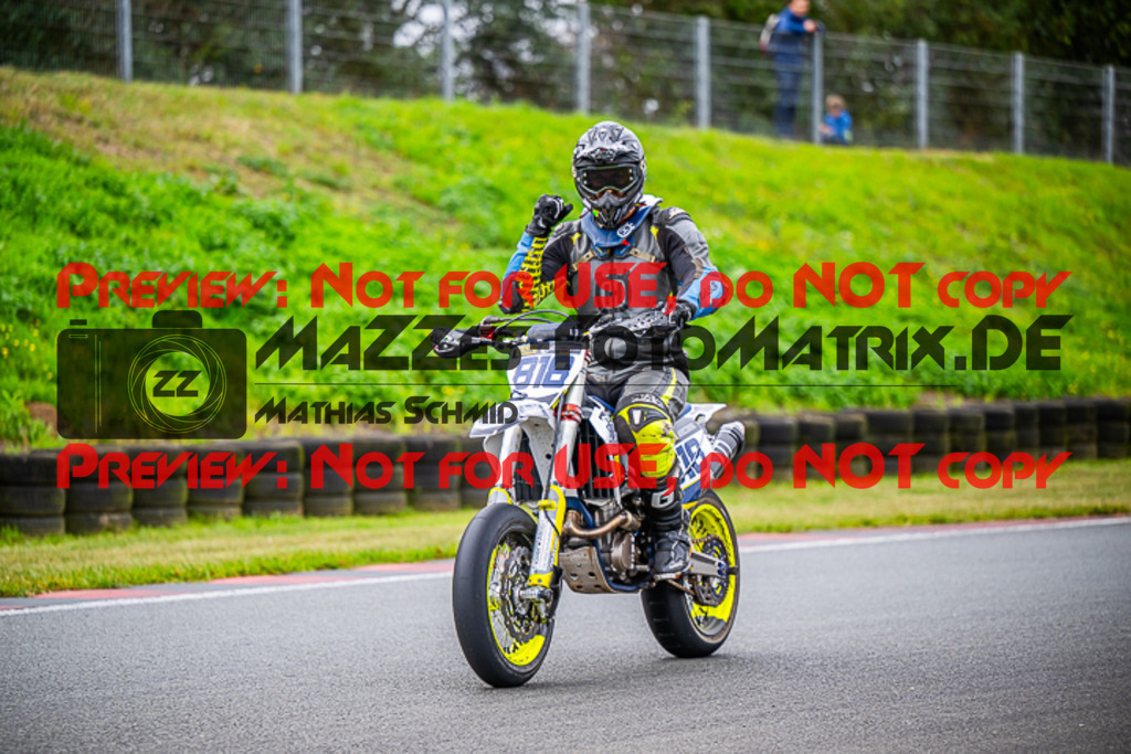 MaZZes_FotoMatrix_231001_9040 | S3