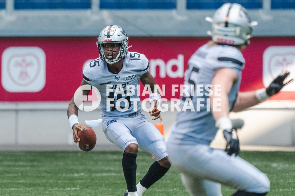 GER Rhein Fire vs. Raiders Tirol, Football, European League of Football, Spieltag 12, Saison 2025, 10.08.2025 | GER Rhein Fire vs. Raiders Tirol, Football, European League of Football, Spieltag 12, Saison 2025, 10.08.2025Foto: Fabian Friese - Realisiert mit Pictrs.com