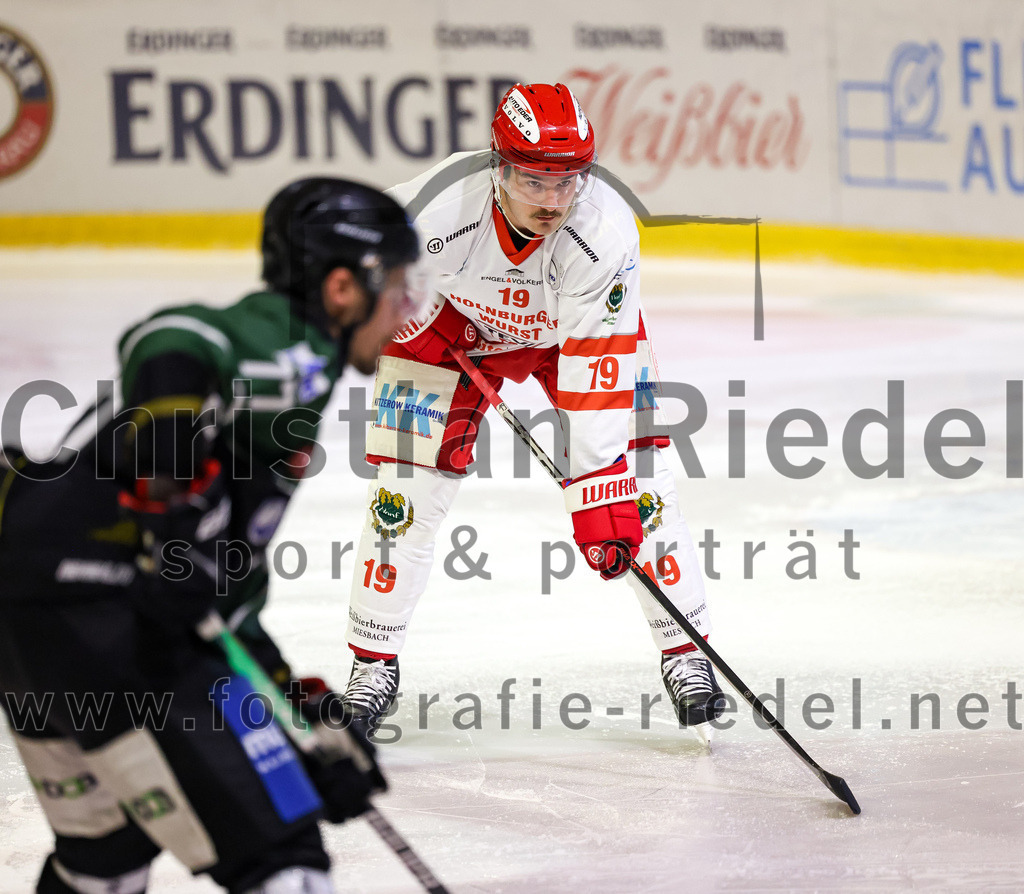 2022-11-13_085_TSV_Erding_gegen_TEV_Miesbach | Erding, Deutschland, 13.11.2022:
Eishockey, Bayernliga 2022 / 2023, 13. Spieltag, TSV Erding gegen TEV Miesbach, Endergebnis: 

Foto: Christian Riedel / fotografie-riedel.net