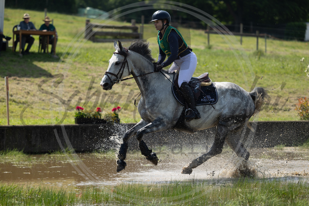 994A1189 | sabrinanicolaifotografie - Realisiert mit Pictrs.com