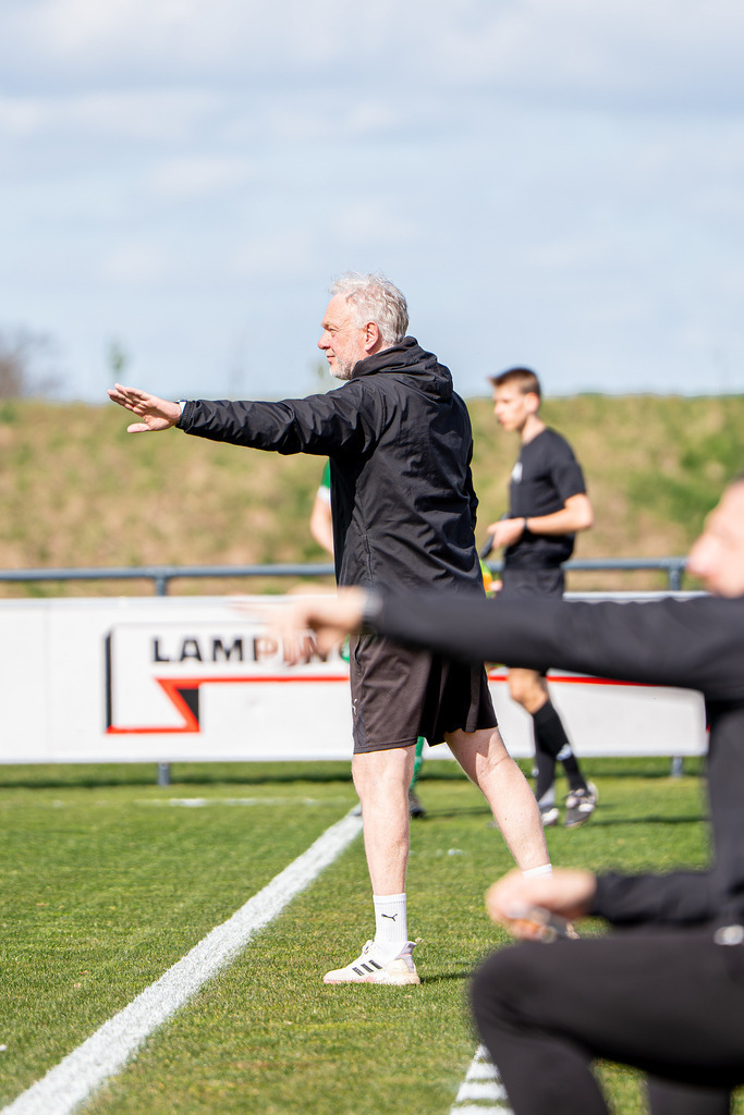 Fußball I Herren I Saison 2025-2026 I Bezirksliga Weser-Ems 4 I 26. Spieltag I VFL Oythe - SV Hansa Friesoythe I 19992 | jns.sportfotos - Realisiert mit Pictrs.com
