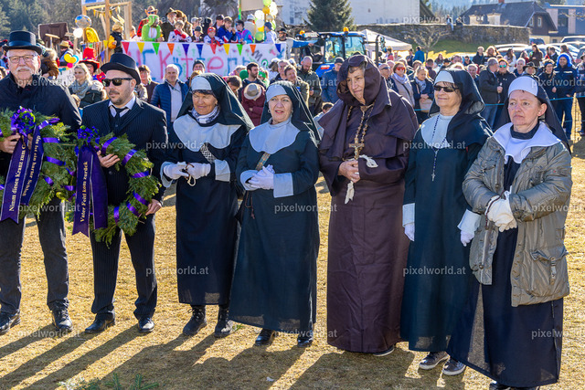 Bärentreiben in Steuerberg | Bildershop von pixelworld.at - Realisiert mit Pictrs.com