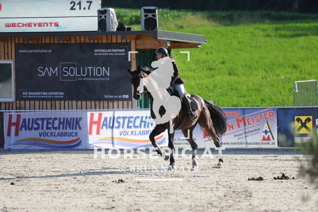 0P6A6627 | Willkommen bei Brunnmayr - Design & Fotografie – Ihrem Spezialisten für Reitturniere und Pferdeveranstaltungen in Oberösterreich, Salzburg und Bayern! Seit über 17 Jahren sind wir leidenschaftlich dabei.