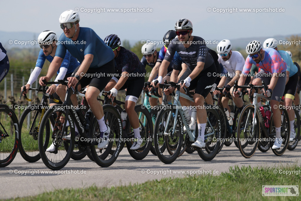 368A4327 | Neusiedlersee Radmarathon 2026@sportshot_your_pictrs #yourpictures#roadtowm2029 #nrm #neusiedlerseeradmarathon #neusiedlersee #neusiedlerseetourismus #burgenland #mörbisch #nrm26 #burgenlandtourismus #voglundco #poweredbyburgenlandtourismus #radsport #rad #marathon #ucigranfondo #visitburgenland #ucigranfondoworldseries