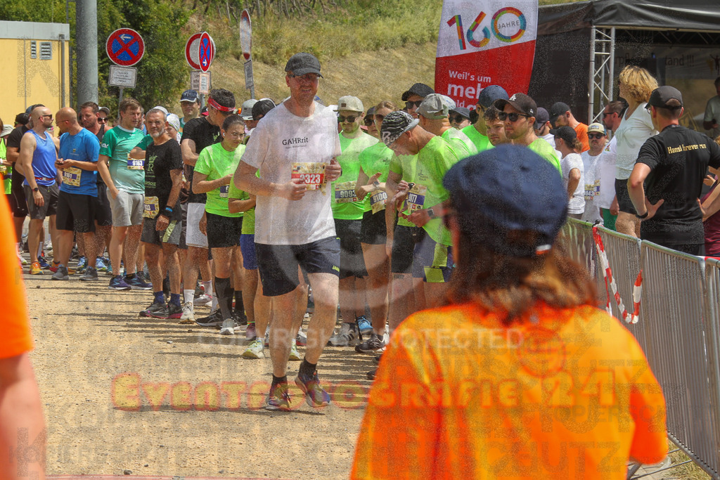 250614_1330_EV4_0976 | Sportfotografie im Rhein-Sieg Kreis, Köln, Bonn, NRW, Rheinland Pfalz, Hessen, etc. Unser Tätigkeitsfeld umfasst den Laufsport vom Volkslauf über den Marathon, Duathlon, Triathon bis zum Ultralauf wie Kölnpfad Ultra oder Schindertrail.