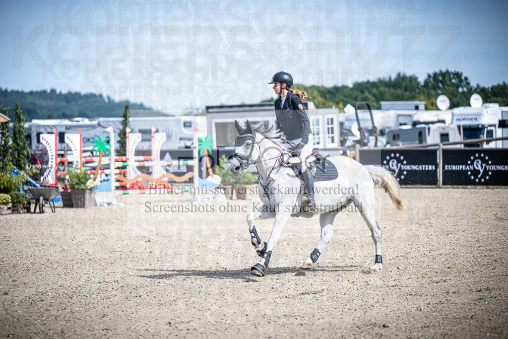 DOS_0487 | Entdecke hochwertige Reitturnierfotos von Foto Oger. Professionell, emotional und authentisch – jetzt Lieblingsmomente im Shop bestellen.Deutschlandweite Turnierfotografie. - Realisiert mit Pictrs.com