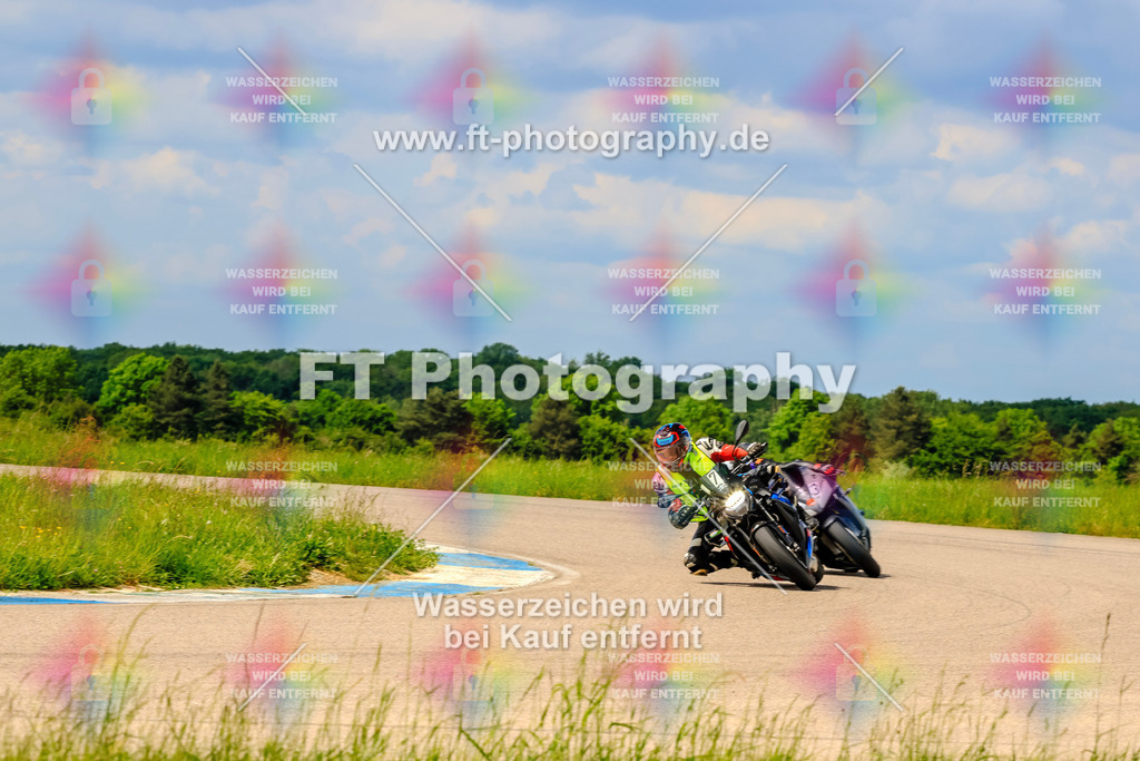 MotoTeam-0734 | Hier findet Ihr Bilder von Touristenfahrten auf der Nürburgring Nordschleife oder von anderen Veranstaltungen die ich besucht habe. Viel Spass beim Durch Schauen 