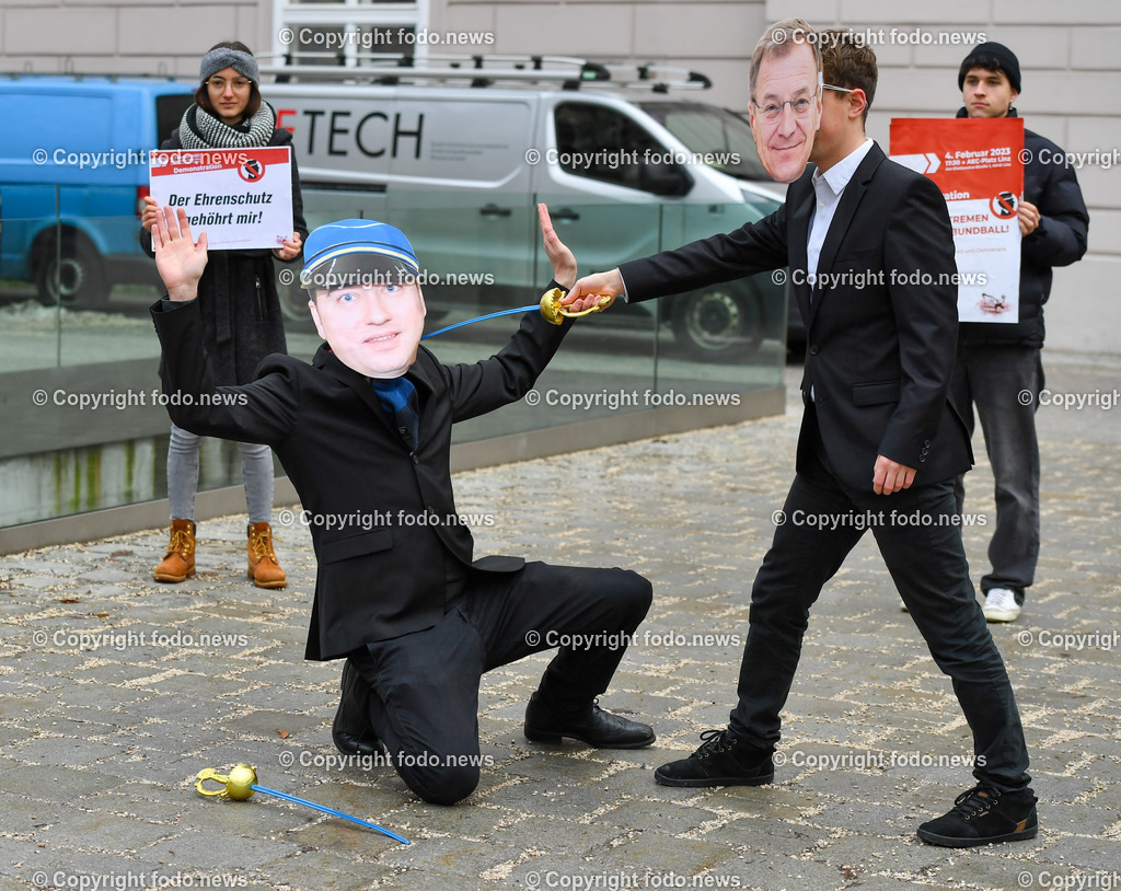 Medienkundgebung Linz gegen rechts_ gegen Burschenbundball_ 24.01.2023-4 | 24.01.2023, Linz, AUT, Medienkundgebung Linz gegen rechts, gegen Burschenbundball im Bild Kundgebungsteilnehmer