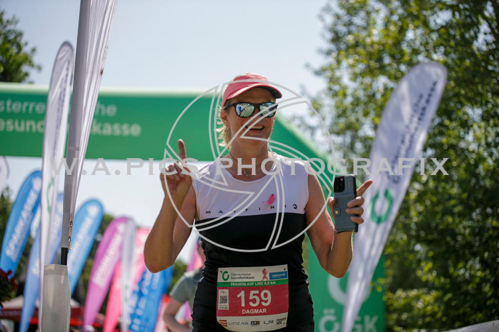 20250622-AW_M3257 | AUSTRIA, 22.06.2025, Linz, OOEGK Frauenlauf Linz Photo: WAPICS / Andreas Willdoner