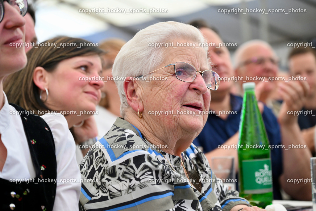 Empfang Daniel Tschofenig | Oma Tschofenig, Empfang Daniel Tschofenig, Empfang Daniel Tschofenig am 10.05.2025 in Hohenthurn (Mehrzweckhaus Hohenthuurn), Austria, (Photo by Bernd Stefan)